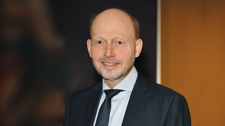 Univ.-Prof. Dr.-Ing. Rolf Lammering